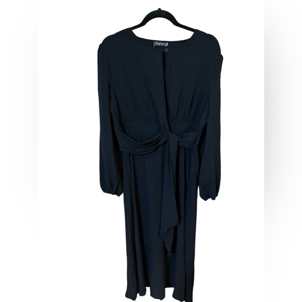 Fashion brand Midi Dress NWT